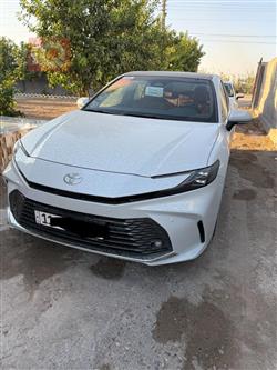 تۆیۆتا کامری